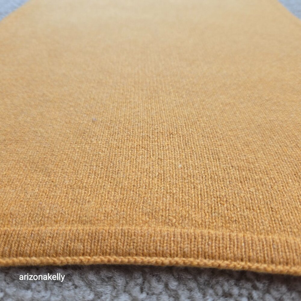NWOT Everlane Cashmere Scarf Yellow Marigold - Picture 8 of 12